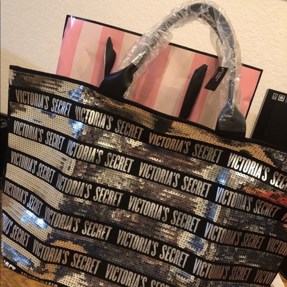 Victoria’s Secret Tote